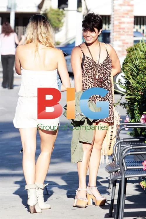Vanessa Hudgens New Haircut