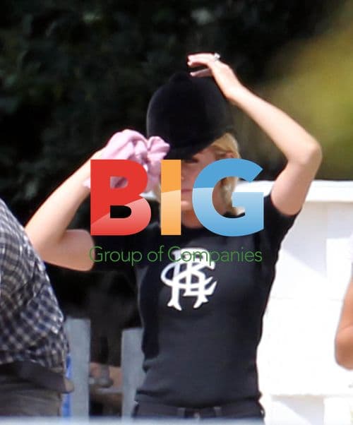 Abigail Clancy-Crouch Family Outing