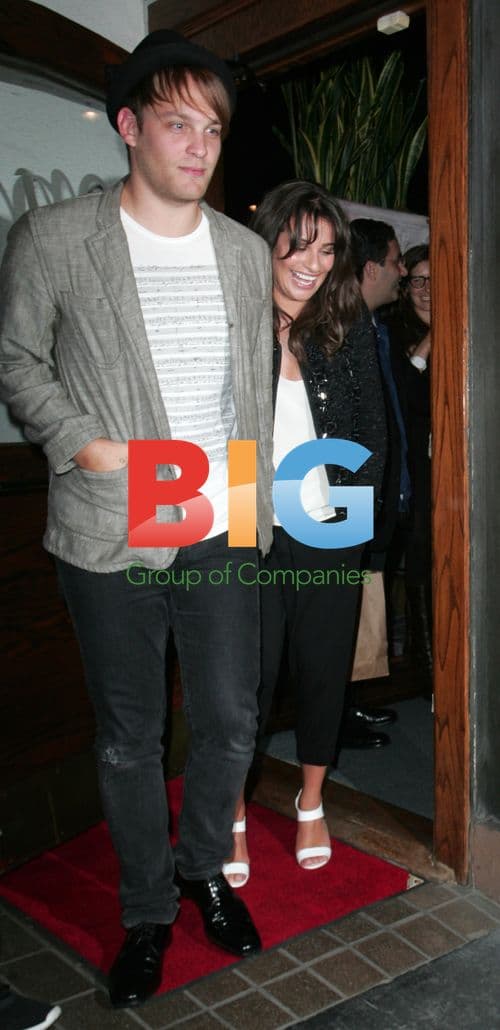 Lea Michele Enjoys Dinner Date