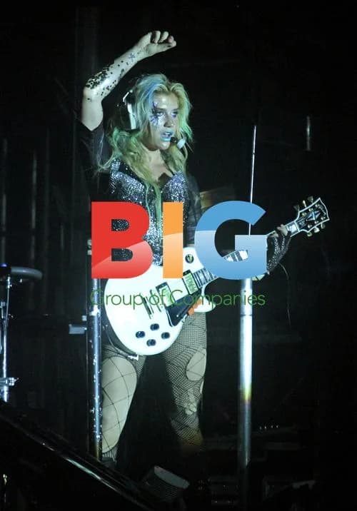 Kesha Performing in Miami