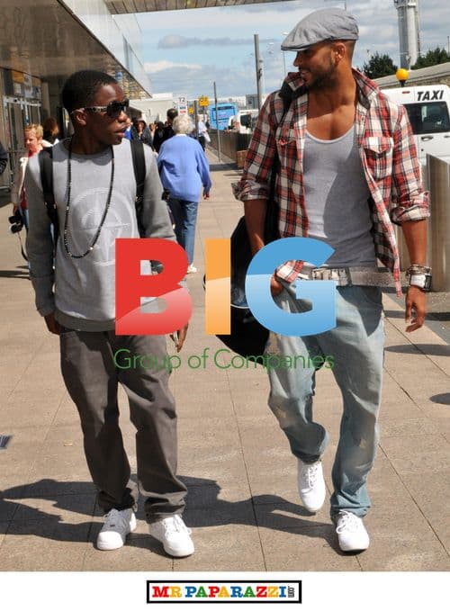 Celebs arrive for benefit match in Glasgow