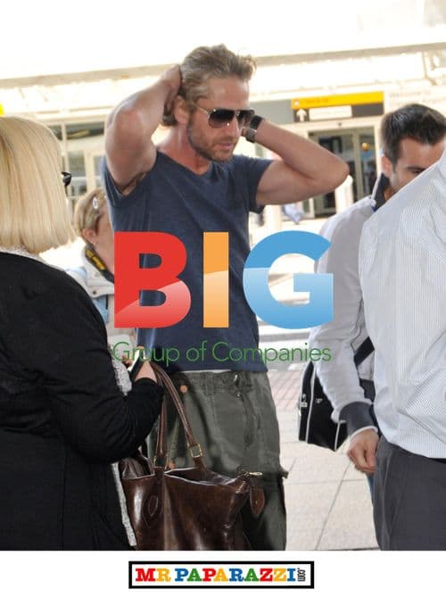 Celebs and ex-footballers at benefit match