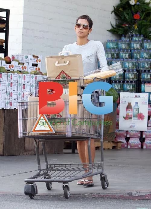 Halle Berry grocery shopping