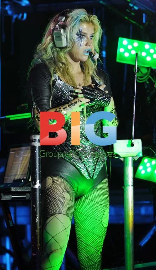 Kesha performs in Miami