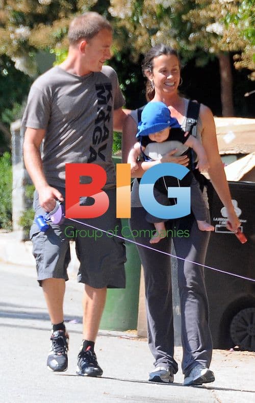 Alanis Morissette with family in LA