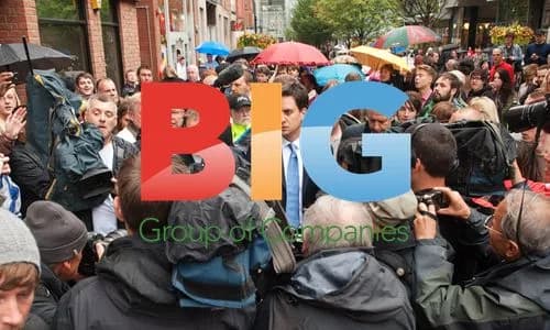 Ed Milliband visits Manchester riots scene