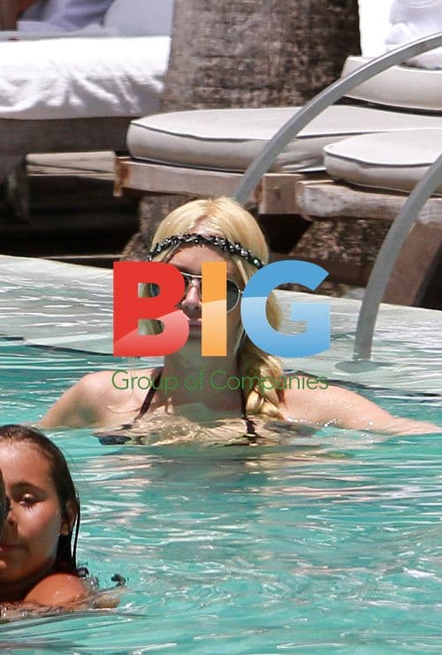 Jenna Jameson and Tito Ortiz in Miami Hotel Pool