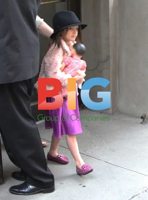 Suri Cruise Seen Leaving Apartment