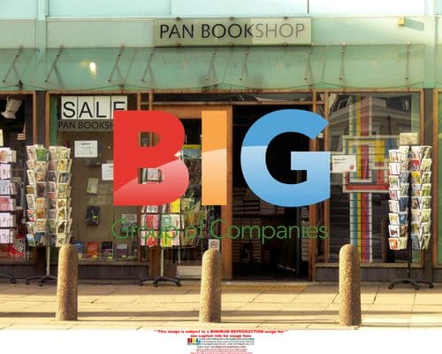 Daniel Radcliffe and Laura O'Toole Book Shopping