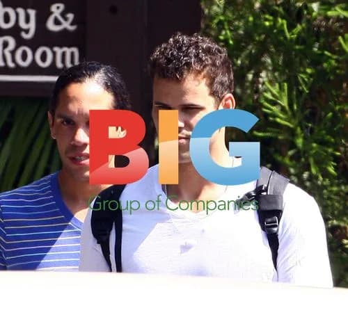 Chris Humphries Leaves Hotel After Wedding
