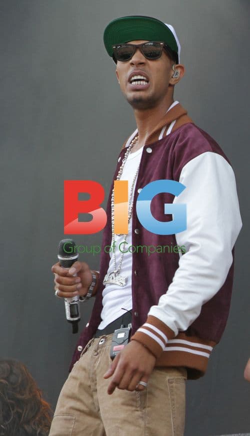 N-Dubz at V Festival 2011