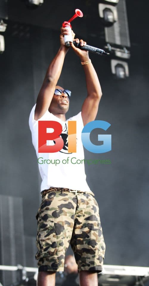 Tinie Temprah Performs at V Festival