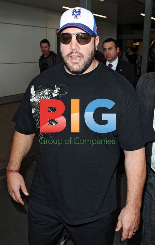 Kevin James at Zoo Keeper Premiere