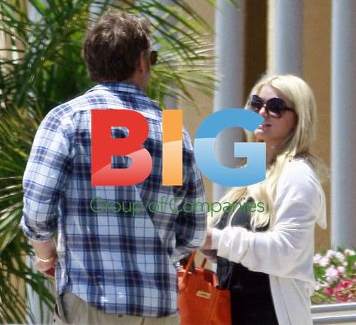 Jessica Simpson and Eric Johnson at LAX