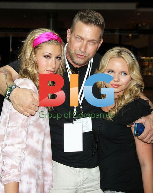 Stephen Baldwin, Hailey Baldwin and Alli Simpson