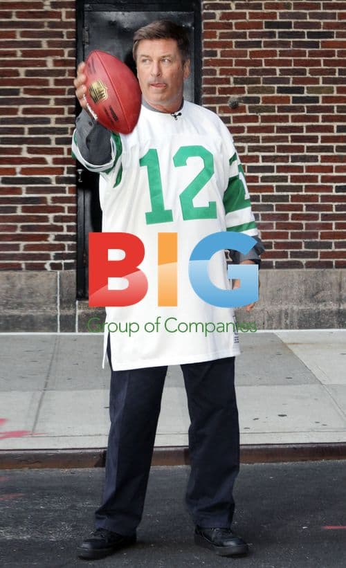 David Letterman plays football with Alec Baldwin and Joe Namath