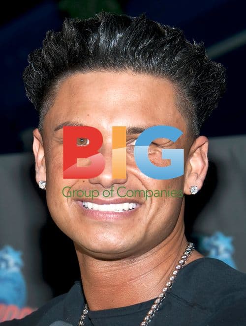 Pauly D Promotes 'Jersey Shore' at Planet Hollywood