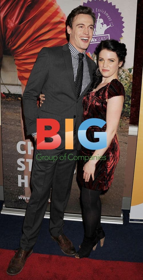 Eric Bergen and Lindsay Pearce at 'A Snow White Christmas'