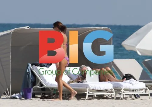 Roberto Cavalli at the Beach with Girlfriend