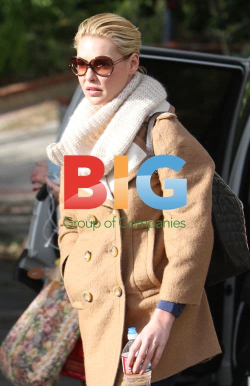 Katherine Heigl with Mom in Los Feliz