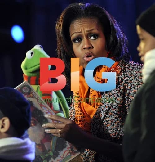 Obama Family at National Christmas Tree Lighting