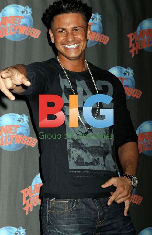 Pauly D Makes Handprints in NYC