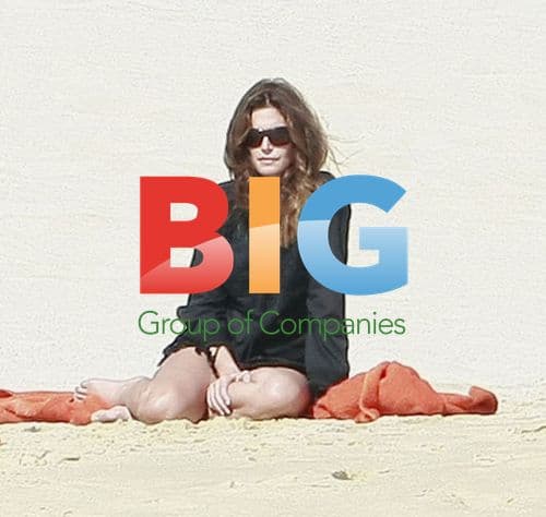 Cindy Crawford on Mexico Beach Vacation