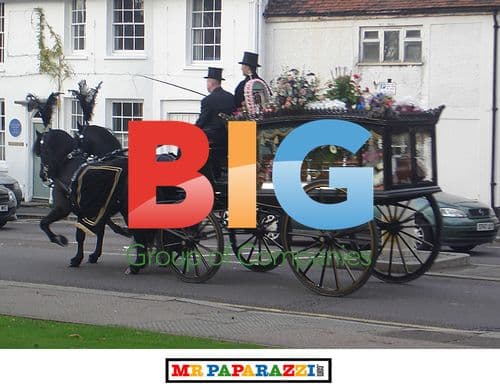 Steve McFadden films Pat Butcher's funeral