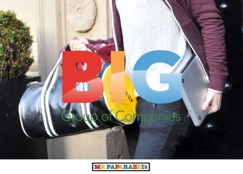 Frankie Cocozza Poses with Fans in Glasgow