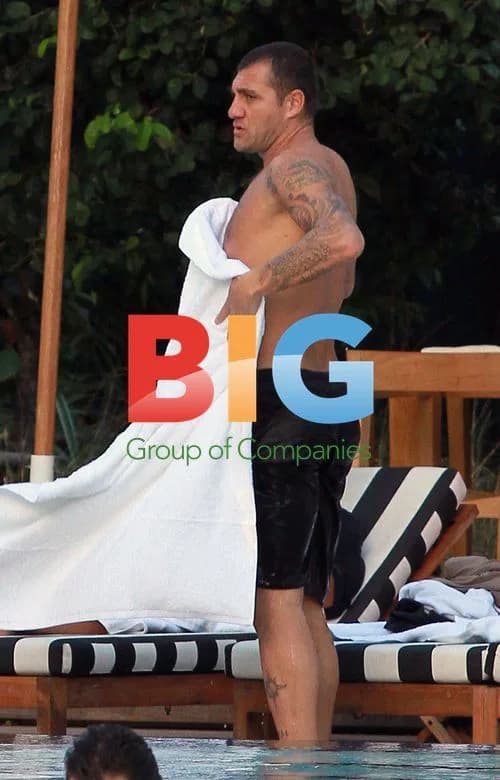Christian Vieri Relaxing on Miami Beach