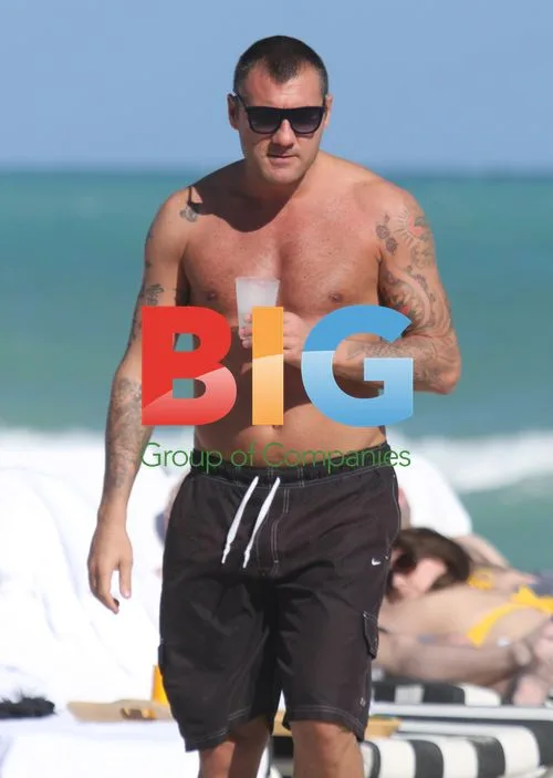 Celebrities in Bikinis on Miami Beach