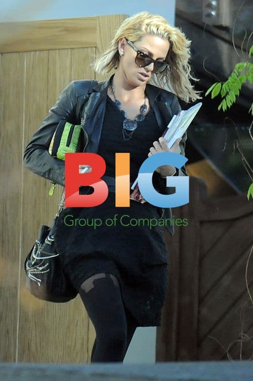 Sarah Harding Spotted After Alleged Engagement Calloff