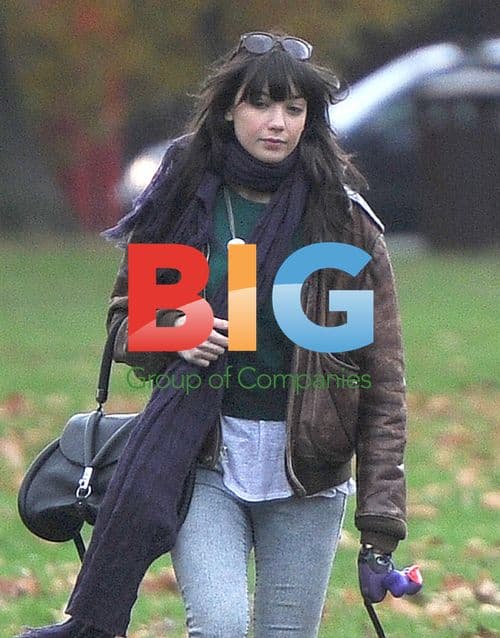 Daisy Lowe Walking Dog in Primrose Park