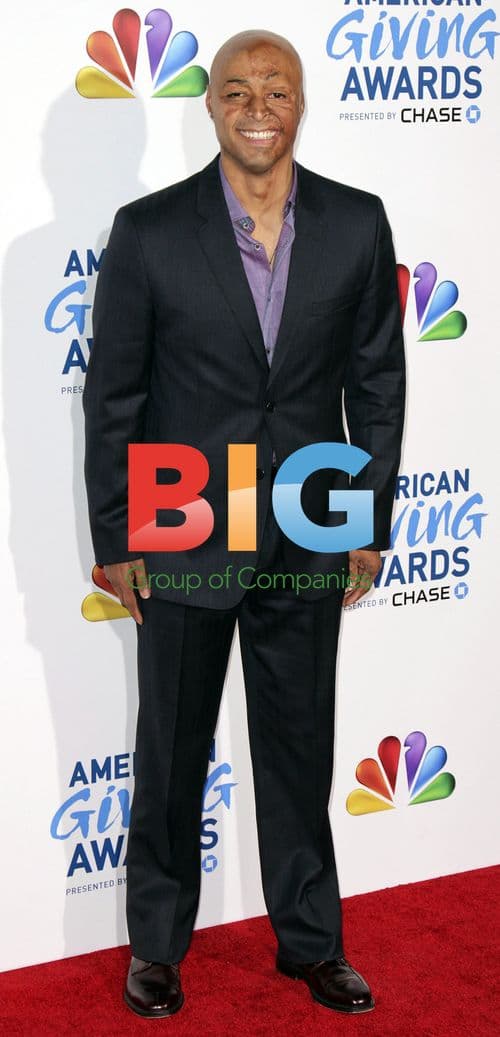 J.R. Martinez at American Giving Awards