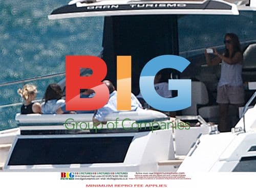 Top Gear Hosts Lounge on Powerboat in Australia