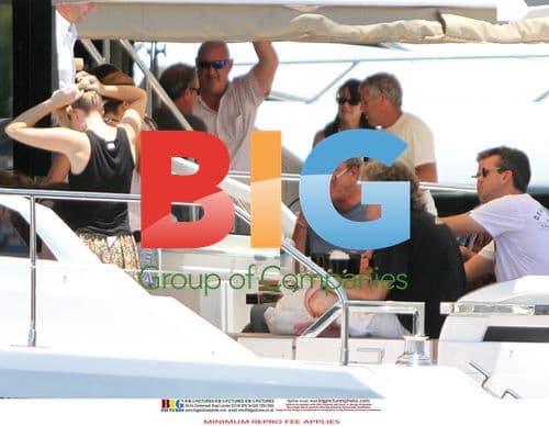 Top Gear Hosts Enjoy Australian Getaway