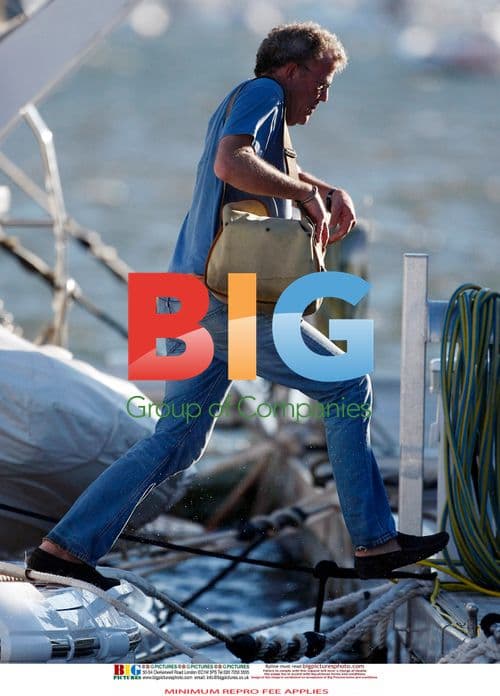 Top Gear Presenters Relax on Powerboat in Australia