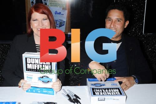 Kate Flannery and Oscar Nunez from 'The Office'