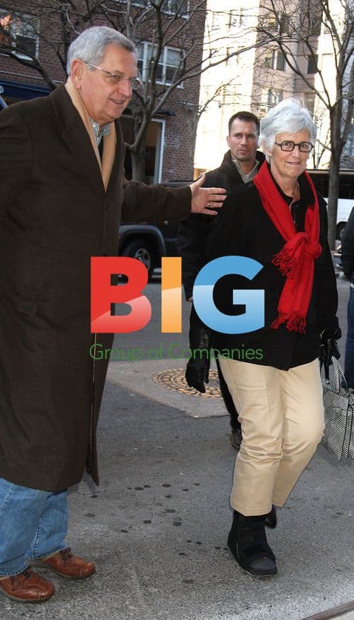 Katie Holmes' 33rd Birthday in NYC