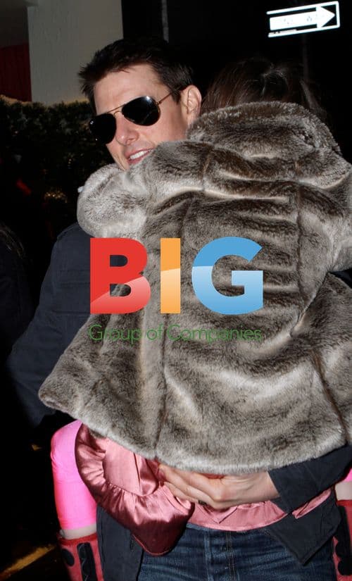 Tom Cruise, Katie & Suri in NYC