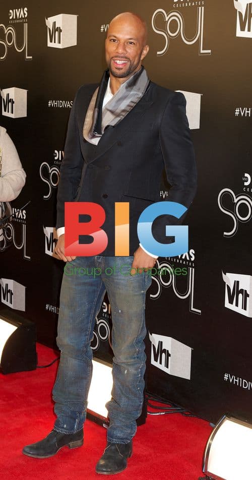 VH1 Divas Celebrates Soul red carpet arrival