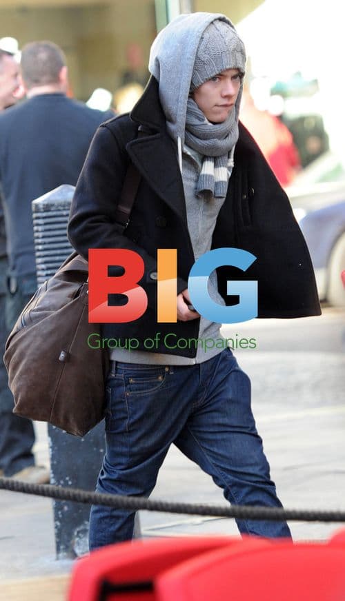 Harry Styles Meets Fans in London