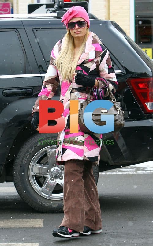 Paris Hilton Leaves Aspen Diner