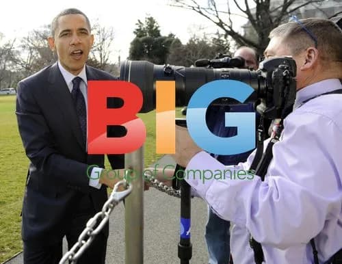 Obama Wishes Media Merry Christmas