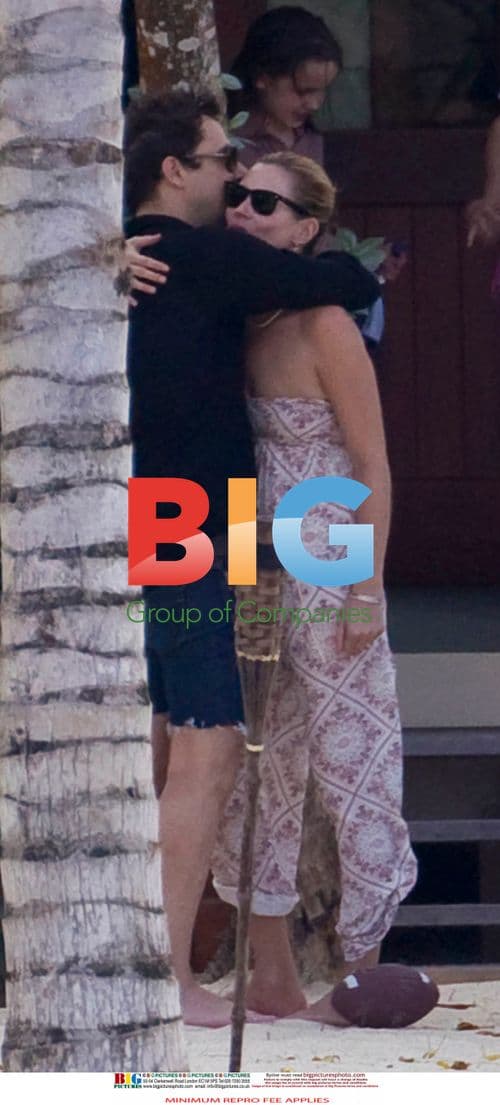 Kate Moss and Jamie Hince on Caribbean Holiday