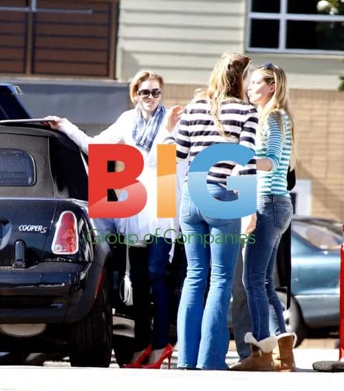 AnnaLynne McCord and Shenae Grimes on 90210 film set