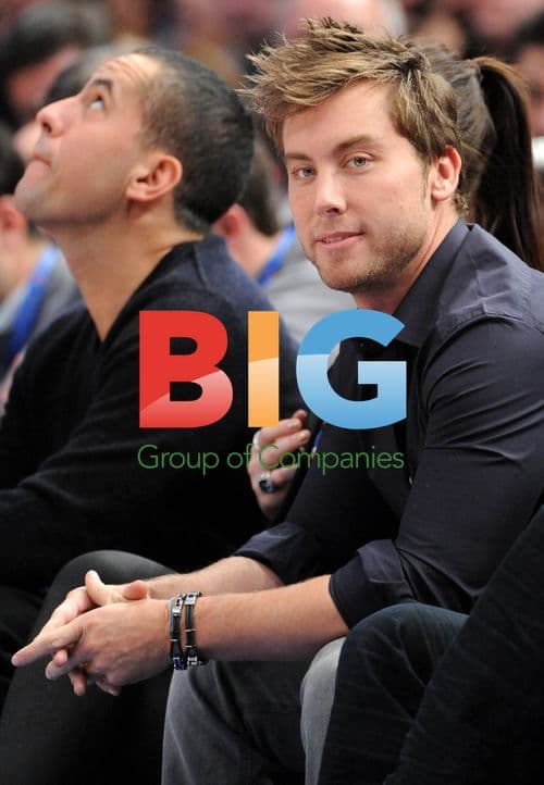 Lance Bass at Knicks-Timberwolves Game