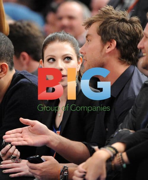 Lance Bass, Michelle Trachtenberg at Knicks vs Timberwolves