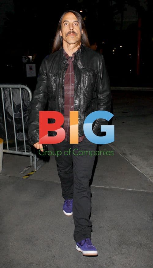 Celebs at LA Lakers vs Houston Rockets game