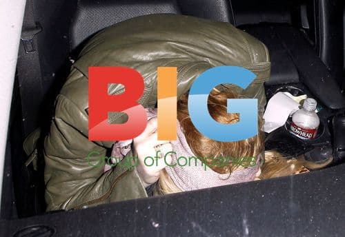 Lindsay Lohan Arrives Home At 3AM